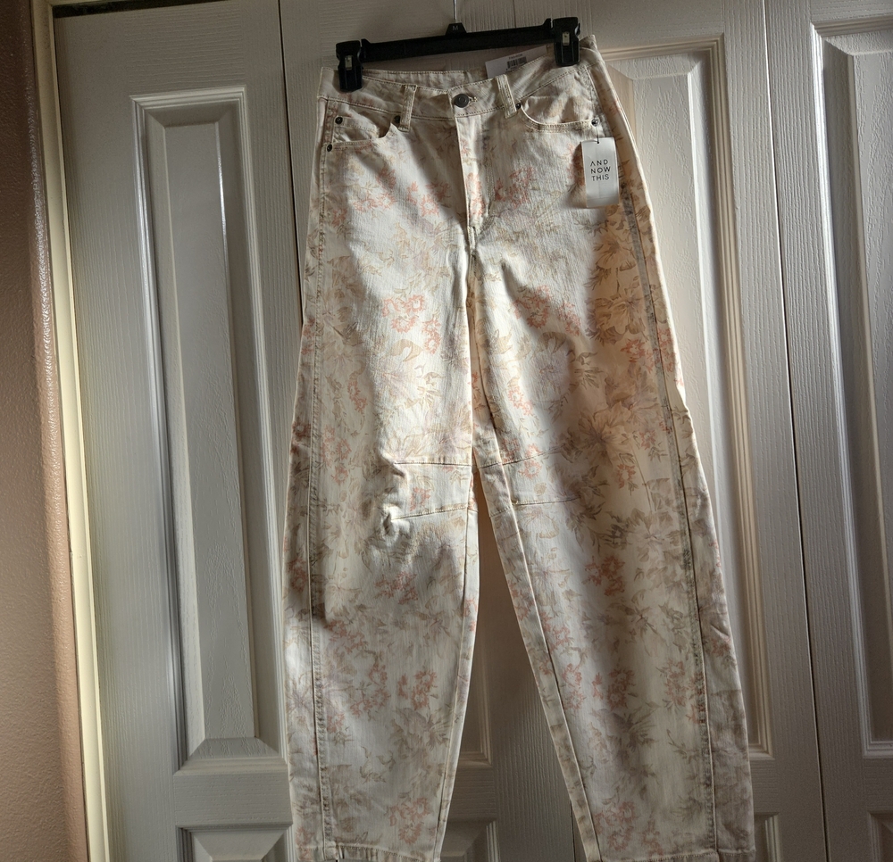 Floral Barrel Jeans
